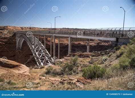 Glen Canyon Dam Bridge from the Carl Hayden Visitor Centre Editorial ...