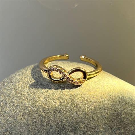 Infinity Ring - 18k Gold Plated – illume Jewellery