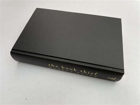 Markus Zusak - The Book Thief - SIGNED First UK Edition 2007