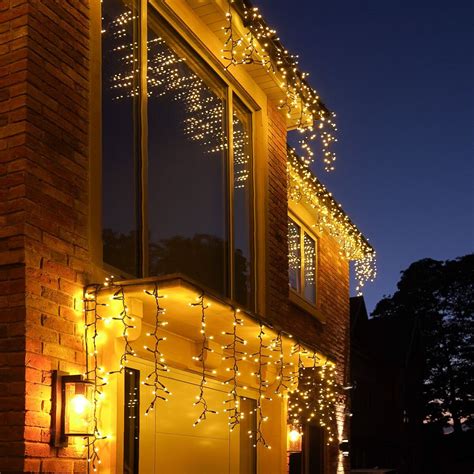 ConnectPro® 2m Connectable Cluster Icicle Lights | Outdoor Christmas ...