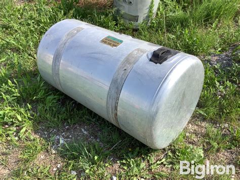 Peterbilt 100 Gallon Aluminum Truck Fuel Tank | Transportation | BigIron