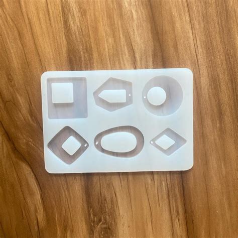 6 Cavity Earring Mold