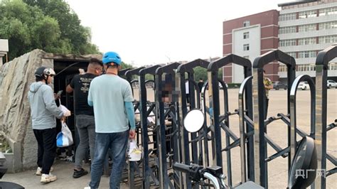 江西“鸭脖事件”后续：记者实地探访涉事学校_央广网