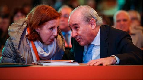 Women Politicians Portugal 的图像结果