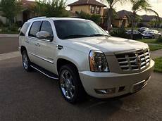 2010 cadillac escalade luxury 2010 cadillac escalade pictures cargurus 2010 cadillac escalade luxury 2010 cadillac escalade pictures cargurus