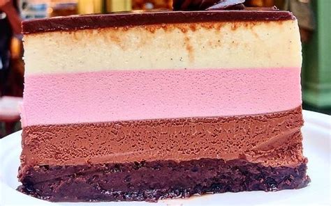 7 Best Dessert Places In Noida To Satiate All Your Sugar Cravings ...