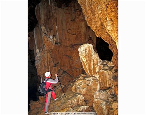 溶洞洞穴石柱石钟乳摄影图片_高山平原_自然风景-图行天下素材网