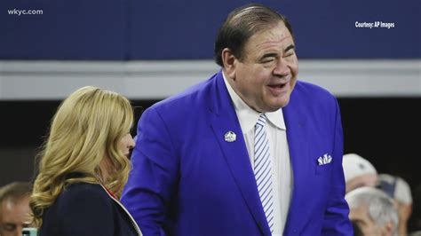 Pro Football Hall of Fame president David Baker retires | wkyc.com