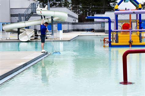 Pool Technician Jobs Available in Charlotte, NC - Lifeguard Charlotte