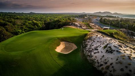 Bluffs Course - The Bluffs Grand Ho Tram