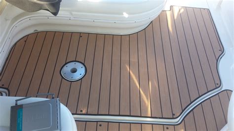 Infinity Woven Vinyl Teak Flooring | Club Sea Ray