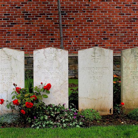 BEAURAINS ROAD CEMETERY (2026) All You Need to Know BEFORE You Go (with ...