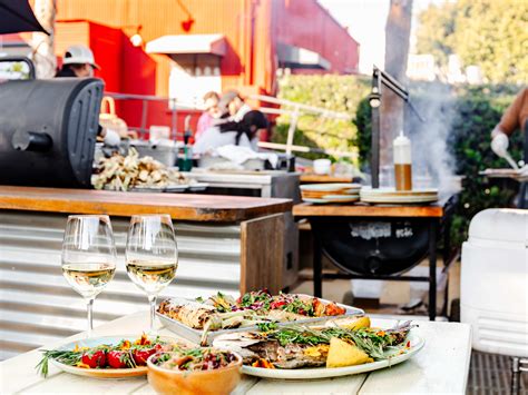 15 best restaurants in los angeles to try right now | best restaurant ...