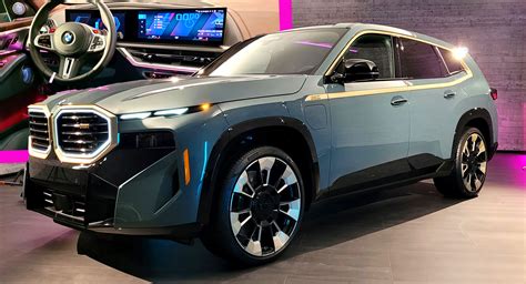 We Get Up Close To The 2023 BMW XM Plug-In Hybrid SUV - Car Buyers Alliance