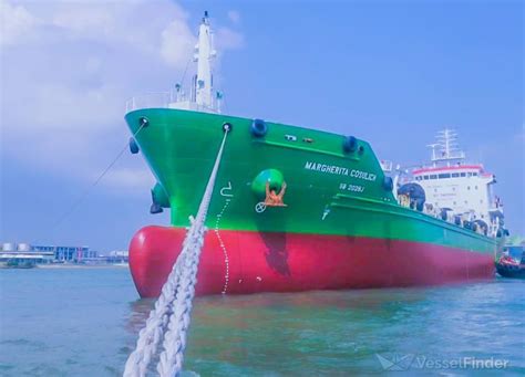 MARGHERITA COSULICH, Bunkering Tanker - Details and current position ...