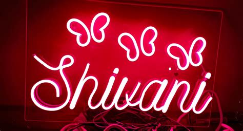 FRIENDSKART Neon light customized name | Neon signs decor for room ...