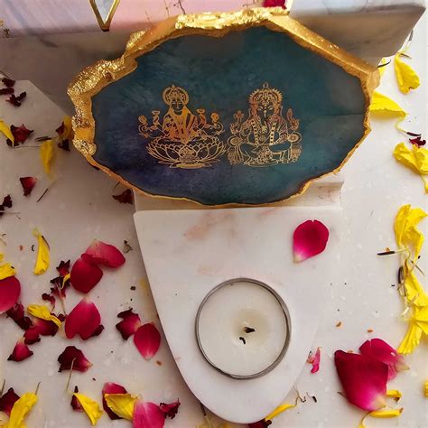 Buy Handmade Turquoise Laxmi Ganesha Agate Decor With Marble Base Tea ...