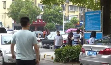 河南郑州：租客拖欠房租7个月，迟迟不肯搬走，房东很苦恼