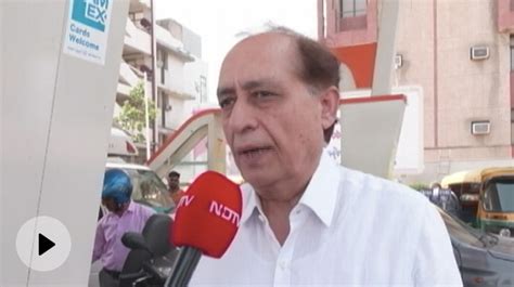 Lots Of 2000 Notes At The Petrol Pump, Customers Paying In Cash Ground ...