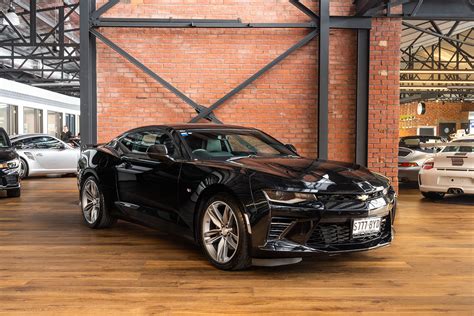 2018 Chevrolet Camaro 2SS Coupe - Auto - Richmonds - Classic and Prestige Cars - Storage and ...
