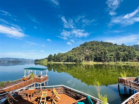 LAKE BUNYONYI ROCK RESORT (Kabale) - Hotel Reviews, Photos, Rate ...