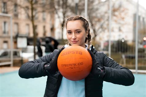 TANIA CAKAREVIC: CÓMO DESAFÍA A DIARIO EL SÍNDROME DE RAYNAUD