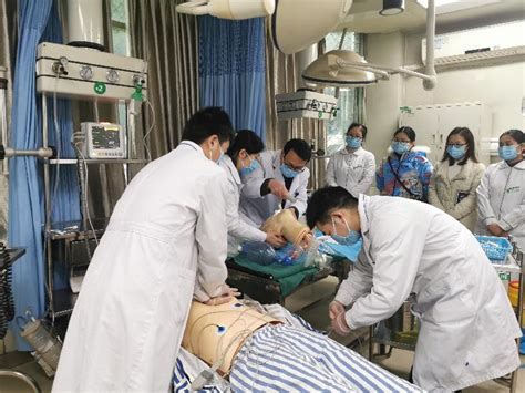长寿区人民医院开展危重病人抢救模拟演练，提升应急救治能力 - 重庆日报网
