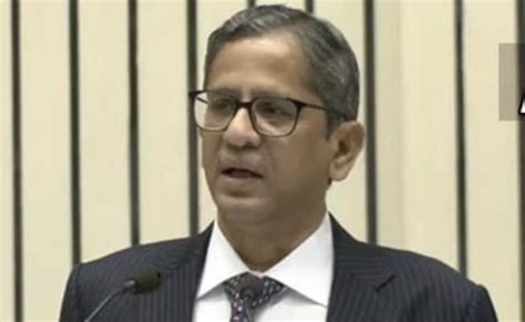 न्यायाधीश अपने फैसलों के बारे में रात भर सोचते रहते हैं : प्रधान ...