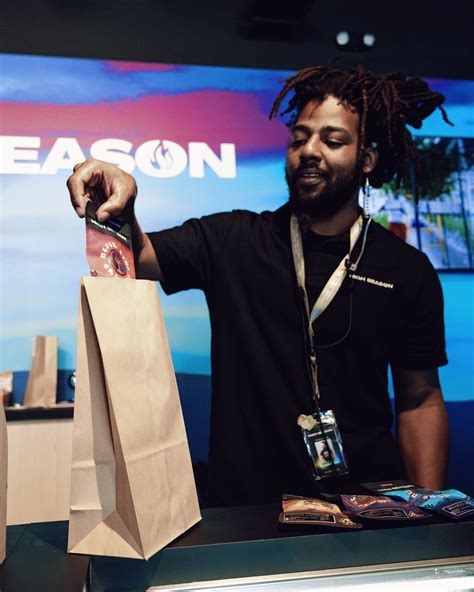 LOYALTY PROGRAM — HIGH SEASON