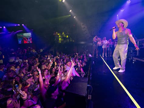 Two Dimes | Experience Tuscaloosa’s Best Nightlife