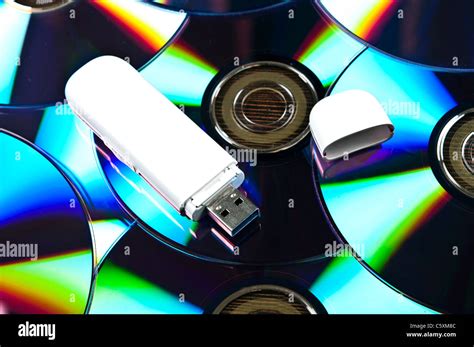 Optical Storage Device Types 的图像结果