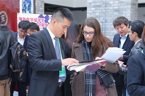 出国留学教育招生说明会举行(图文)|出国留学|留学|咨询点_新浪新闻