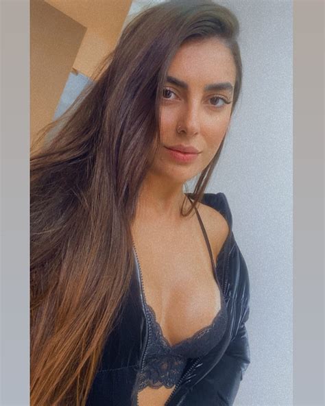 Emily Castro (@__emilycastro_) • Instagram photos and videos