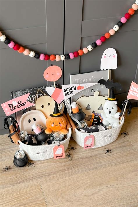 Cute Halloween Gift Ideas The Spooky Fun Of Boo Baskets: A Delightful