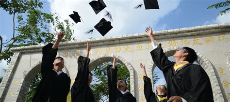 天涯青衿 致远怀恩 三亚学院成功举办2022届毕业典礼-三亚学院