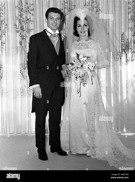 Annette funicello 1964 Black and White Stock Photos & Images - Alamy