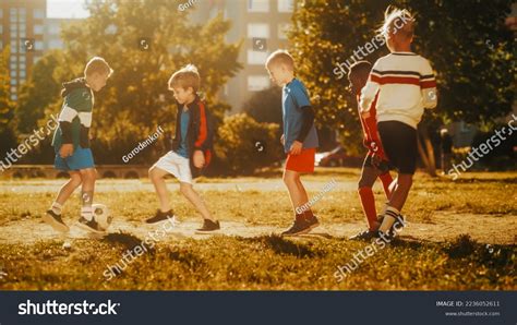 Football Kids 的图像结果