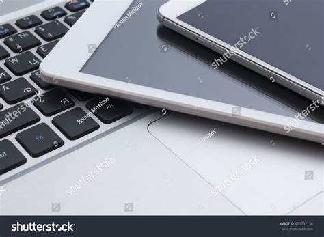 Computer Tablet Phone 的图像结果