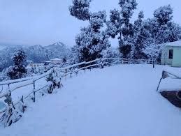 Snowfall Kanatal | Snowfall Season in Kanatal Dhanaulti