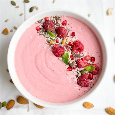 Tasty Berry Smoothie Bowl - Healthy Green Kitchen