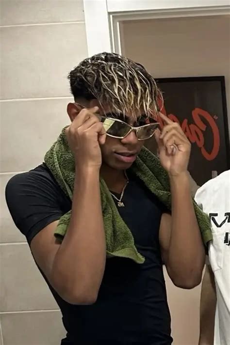 Lamine Yamal's new haircut is a nod to his favourite Barca legend — not ...