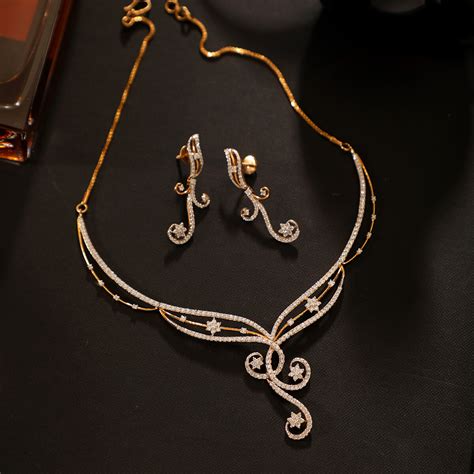 Buy Real Diamond Set Online | Real Diamond Set by Manubhai.