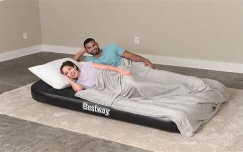 (67462) Bestway® 75" x 54" x 12"/1.91m x 1.37m x 30cm Tritech Air Matt ...