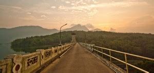Bridge over Parambikulam Dam - Just Kerala