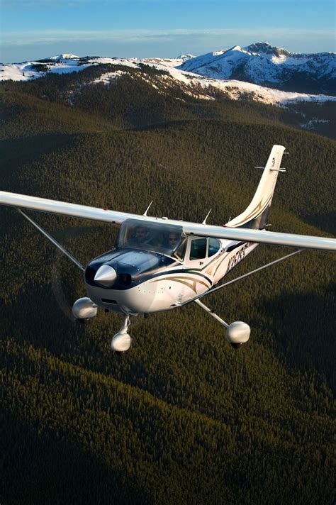 10 Facts You Didnt Know About The Cessna 172 Skyhawk Boldmethod | Porn Sex Picture