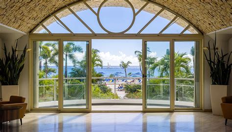 ROYAL ISLANDER CLUB RESORT LA PLAGE (Maho) - Resort Reviews, Photos ...