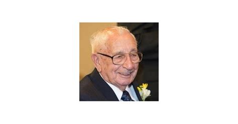 Earlen Arneson Obituary (2020) - Decorah, IA - Helms Funeral Home - Decorah