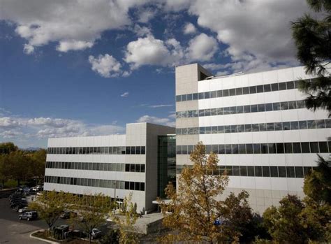 BYU business school changes its name, adds seven majors – Deseret News