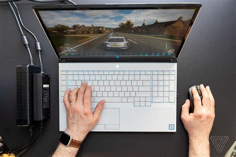 Alienware Area 51M Review 的图像结果