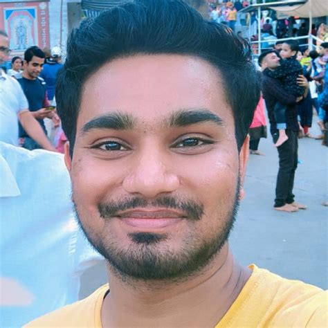 Ayush - Computer programming teacher in Bengaluru - ₹799/h